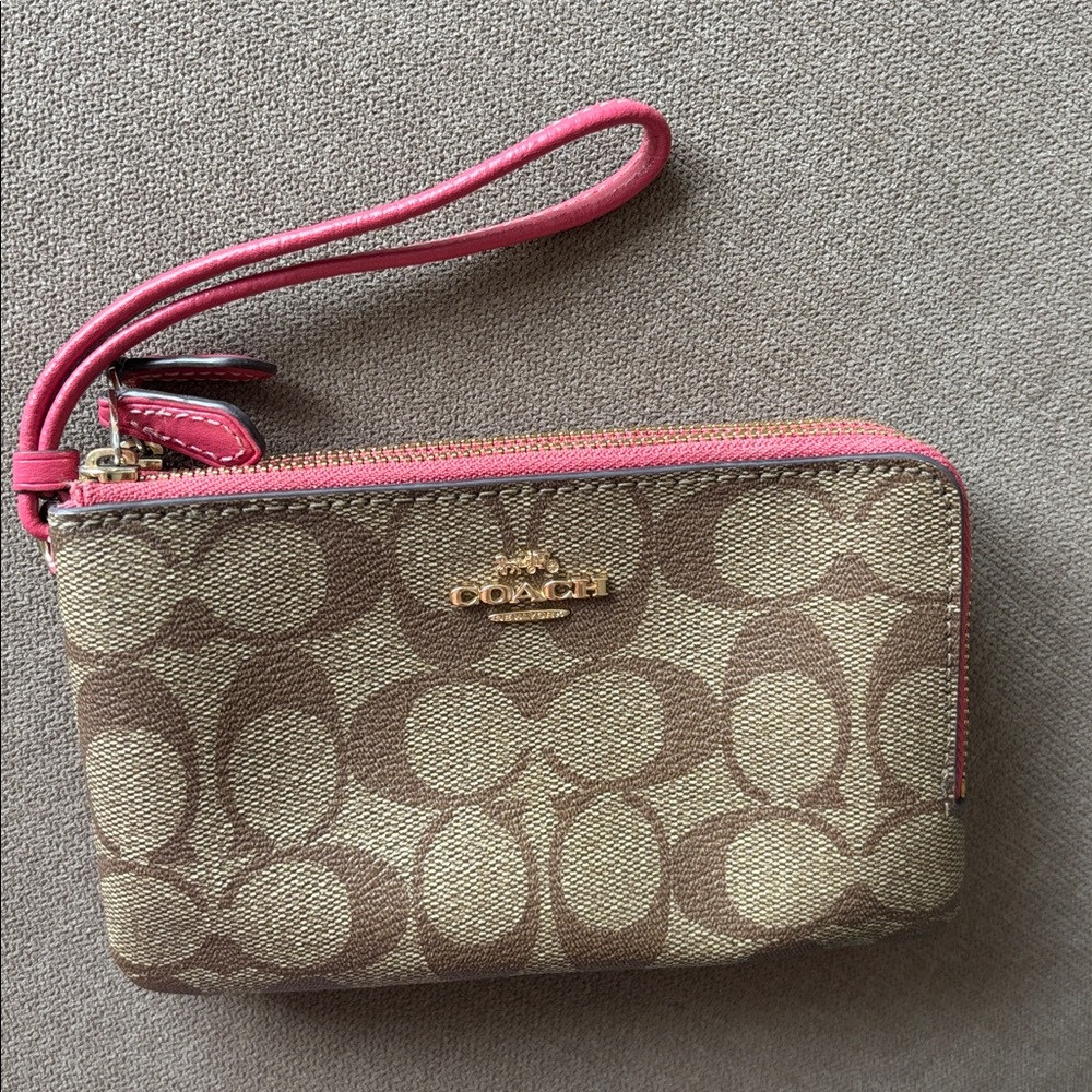 Coach Wallet - Picture 3 of 7